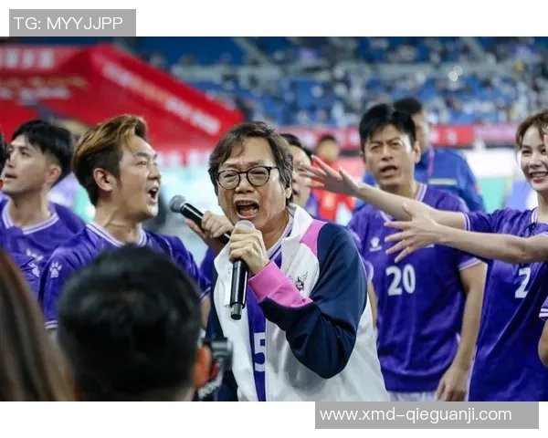 明星们齐聚一堂挑战猜测足球明星身份的趣味游戏盛宴