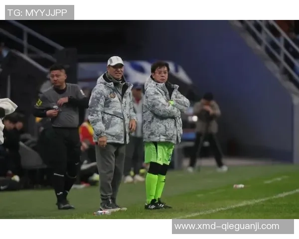 超级足球明星聚会夜玩麻将赛场之外的精彩对决与友谊